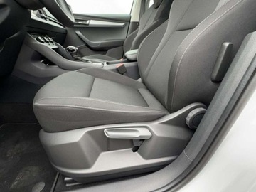 Skoda Karoq Crossover Facelifting 1.5 TSI ACT 150KM 2024 Skoda Karoq tempomat, pakiet winter, czujniki parkowania 1.5 Benzyna 150KM, zdjęcie 19