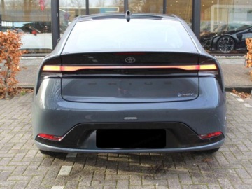 Toyota Prius V (XW60) 2.0  Hybrid Dynamic Force Plug-in 223KM 2025 Od ręki - Executive 2.0 Plug-in Hybrid 223KM | Podgrzewane fotele!, zdjęcie 3