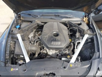 Kia Stinger Liftback 2.0 T-GDI 255KM 2018 Kia Stinger Premium 2018 2.0 Benzyna 255KM, zdjęcie 8