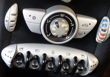 Mini Clubman R55 2009 MINI Clubman 1.4 95KM Klimatyzacja 2 komplety kol Podgrzewane fotele 1.4, zdjęcie 13