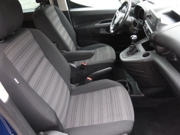 Opel Combo E Kombivan 1.2 Turbo 110KM 2019 Opel Combo 1.2 Turbo, Salon Polska, Serwis ASO, zdjęcie 8