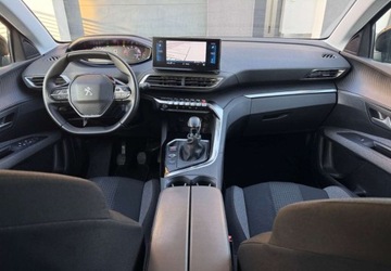 Peugeot 3008 II Crossover Facelifting  1.2 PureTech 130KM 2021 Peugeot 3008 Peugeot 3008 1.2 Benzyna 130KM, zdjęcie 5