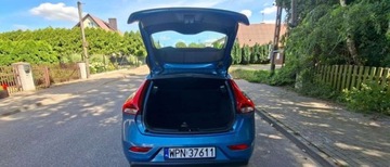 Volvo V40 II Cross Country D2 115KM 2014 Volvo V40 Volvo V40 D2 Momentum 1.6 Diesel 115KM, zdjęcie 31