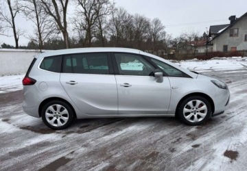 Opel Zafira C Tourer 1.4 Turbo ECOTEC 140KM 2012 Opel Zafira Opel Zafira Tourer 1.4 Turbo Business Innovation 1.4 Benzyna, zdjęcie 1
