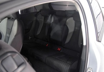 Audi A3 8V Hatchback 3d 1.6 TDI 105KM 2014 Audi A3 Sportback S line Podgrzewane fotele BangOlufsen 1.6 Diesel 105KM, zdjęcie 6