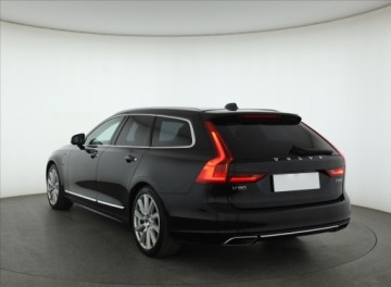 Volvo V90 II Kombi 2.0 T8 390KM 2019 Volvo V90 T8 Twin Engine AWD, 4X4, Automat, zdjęcie 3