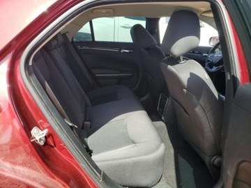 Chrysler 300C II 2023 Chrysler 300 Touring 2023 3.6l 3.6 Benzyna 292KM, zdjęcie 10