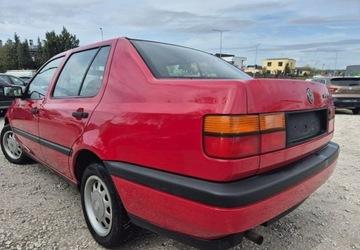 Volkswagen Vento 1.8 75KM 1994 Volkswagen Vento Tylko 99.000km Oryginal Automat 1.8 Benzyna 75KM, zdjęcie 1