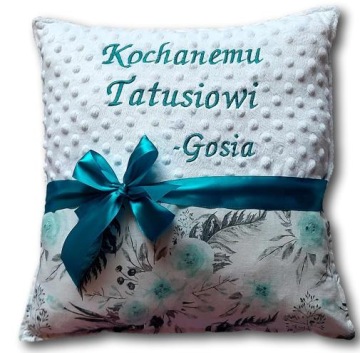 Подушка для бабушки, прабабушки с индивидуальными пожеланиями на день рождения и цветами.