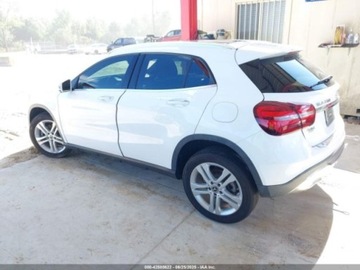 Mercedes GLA I 2019 Mercedes-Benz GLA 2019 Mercedes-Benz GLA GLA 250 SUV 2.0 Benzyna 208KM, zdjęcie 2