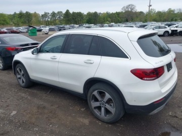 Mercedes GLC C254/X254 2022 Mercedes-Benz GLC 2022 MERCEDES-BENZ GLC 300 4MATIC SUV 2.0 Benzyna 255KM, zdjęcie 3