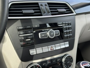Mercedes Klasa C W204 Limuzyna 1.8 180 CGI BlueEFFICIENCY 156KM 2012 Mercedes C 180 Climatronic, Tempomat, Bluetooth, zdjęcie 22