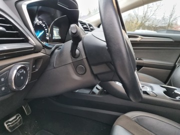 Ford Mondeo V Kombi Facelifting 2.0 Hybrid 187KM 2019 FORD MONDEO 2.0 Hybrid Titanium FULL LED Panorama Skóra Mały Przebieg, zdjęcie 27