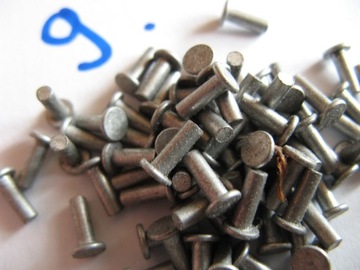 9. Nit nity tabliczki znamionowej fi 2x6mm TANIO