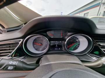 Opel Insignia II Sports Tourer 1.6 CDTI 136KM 2019 Opel Insignia 1.6 136Ps Navi Skora Alu Biala Sliczna Gwarancja 1.6, zdjęcie 13