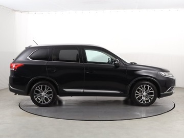 Mitsubishi Outlander III SUV Facelifting 2015 2.0 MIVEC 150KM 2016 Mitsubishi Outlander 2.0, Salon Polska, zdjęcie 5