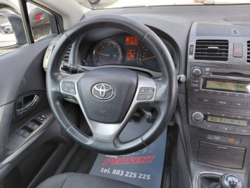Toyota Avensis II Kombi 2.0 D-4D 126KM 2009 Toyota Avensis Panorama Klimatronik Komputer 2.0 Diesel 126KM, zdjęcie 16