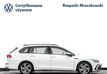 Volkswagen Golf VIII Hatchback 2.0 TSI 190KM 2023 Volkswagen Golf Variant 2.0TSI 190KM R-Line DSG, Reflektory LED Plus, Podg, zdjęcie 7