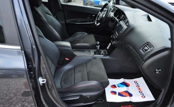 Kia Ceed II GT 5d 1.6 T-GDI 204KM 2017 Kia Ceed 1.6T Benzyna 205km Nawigacja Kamera Klimatyzacja Xenon 1.6 204KM, zdjęcie 17