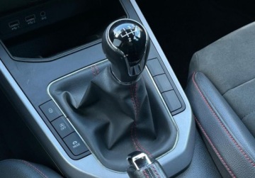 Seat Arona Crossover 1.0 EcoTSI 115KM 2019 Seat Arona FR, Tempomat, Nawigacja GPS, Apple CarPlay, Salon Polska Benzyna, zdjęcie 24