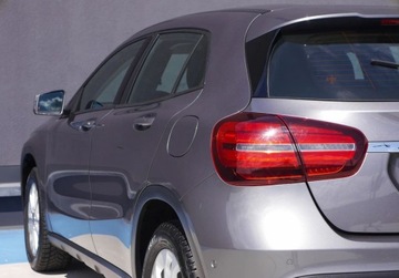 Mercedes GLA I Off-roader 1.6 180 122KM 2017 Mercedes-Benz GLA LIFT 180 Benzyna 122HP Automat Kamera II.wlasciciel GWAR, zdjęcie 31