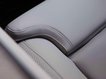 Volvo XC90 II SUV Plug-In Facelifting 2024 2.0 T8  455KM 2025 XC90 T8 AWD Plug-In Hybrid Plus Bright 7os 2.0 (455KM) 2025, zdjęcie 5