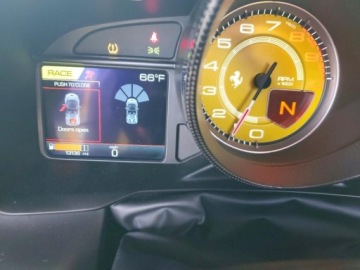 Ferrari 2021 Ferrari F8 Spider Spider 2021 3.9 Benzyna 711KM, zdjęcie 9