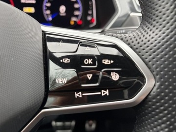 Volkswagen Tiguan II SUV Facelifting 2.0 TDI 200KM 2021 Volkswagen Tiguan R-line Kamery 360 HarmanKardon Zawieszenie DCC ACC Faktu, zdjęcie 13