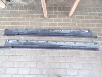 ПАНЕЛЬ РАМКИ СПРАВА СЛЕВА LAND ROVER DISCOVERY V