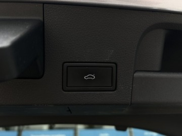 Volkswagen Arteon Fastback Facelifting 2.0 TSI 190KM 2022 Volkswagen Arteon |Digital Cockpit| R-Line| Kierow, zdjęcie 32