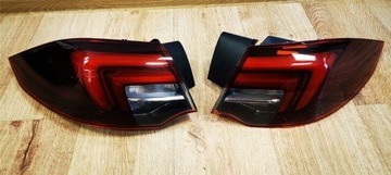 OPEL INSIGNIA B HB 17-> LAMPA PRAWA TYŁ W BŁOTNIK DEMONTAŻ
