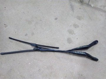 RAMIONA WYCIERACZEK PIÓRA VOLVO S60 II LIFT 15R