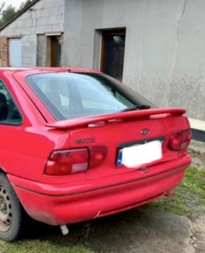 FORD ESCORT RS 2000 XR3I MK6 MK7 KOMPLETNÍ VÍKO KUFRU ZADNÍ ČERVENÁ NEBO