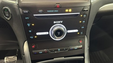 Ford S-Max II Van Facelifting 2.0 EcoBlue 150KM 2020 Ford S-Max 2.0 EcoBlue ST-Line aut Van, zdjęcie 20