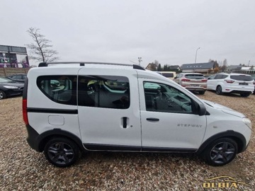 Dacia Dokker Mikrovan Facelifting 1.2 TCe 115KM 2017 Dacia Dokker Nawigacja Czujniki Parkowania Hak 5-osobowy 1.2 Benzyna, zdjęcie 8