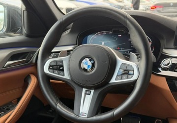 BMW Seria 5 G30-G31 Limuzyna Facelifting 3.0 530d 286KM 2022 BMW Seria 5 530d 285KM xDrive 4x4 M Sport HiFi HeadUP Adapt. LED M Pro FV23, zdjęcie 13