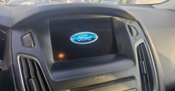 Ford Focus III Kombi Facelifting 1.5 TDCi 120KM 2017 Ford Focus 15 Diesel Vin: WF06XXGCC6JS68065 1.5 Diesel 120KM, zdjęcie 8