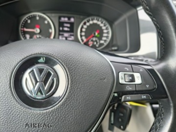 Volkswagen Multivan T6 2019 Volkswagen Multivan 2.0TDI 150KM Automat ACC Hak A, zdjęcie 18
