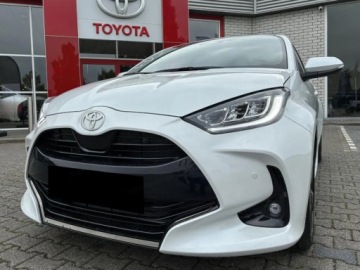 Toyota Yaris IV Hatchback Facelifting 1.5 Hybrid Dynamic Force 130KM 2026 Executive 1.5 Hybrid 130KM | Podgrzewane fotele!, zdjęcie 1