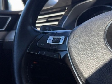 Volkswagen Passat B8 Limousine 1.8 TSI BlueMotion Technology 180KM 2017 Volkswagen Passat 1.8TSI 180KM DSG Highline LED SalonPolska,SerwisASO,Supe, zdjęcie 18