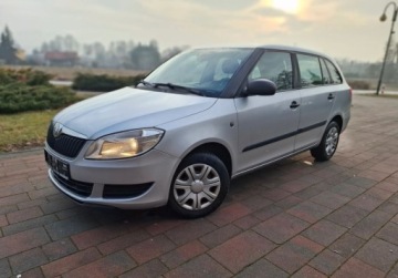 Skoda Fabia II Kombi Facelifting 1.6 TDI CR DPF 90KM 2011 Skoda Fabia Super stan klima 1.6 Diesel 90KM