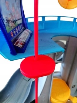 БОЛЬШАЯ СВЕТЯЩАЯСЯ ИГРОВАЯ БАЗА PAW PATROL С ГОРКОЙ И ЛИФТОМ, НОВИНКА