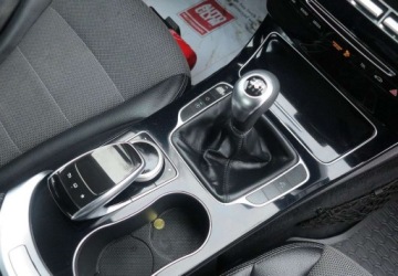 Mercedes Klasa C W205 Limuzyna 200 BlueTEC 136KM 2015 Mercedes-Benz Klasa C Mercedes-Benz Klasa C 200 (BlueTEC) d Avantgarde 1.6, zdjęcie 24