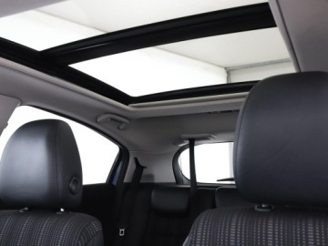 Honda HR-V II SUV 1.5 i-VTEC 130KM 2018 Honda HR-V Automat Exclusive Panorama Navi, zdjęcie 38