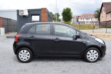 Toyota Yaris II Hatchback 5d 1.4 D-4D 90KM 2007 Toyota Yaris 1.4 D-4D , 90 PS, 5-Drzwi Klimatyzacja, Ekonomiczny, Prosty i, zdjęcie 5