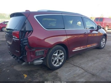 Chrysler Pacifica II 2018 Chrysler Pacifica 3.6 V6 286KM wersja LIMITED ,mala szkoda od ubezpieczalni, zdjęcie 3