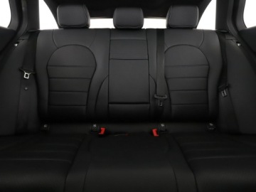 Mercedes Klasa C W205 Kombi 180 156KM 2016 Mercedes C 180 Automat AMG Line Panorama Navi, zdjęcie 17