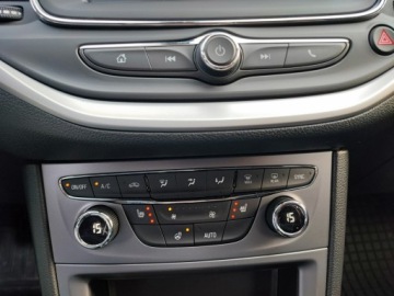 Opel Astra K Sports Tourer 1.4 Turbo 125KM 2019 Opel Astra Sports Tourer 1.4 Turbo Edition, zdjęcie 17