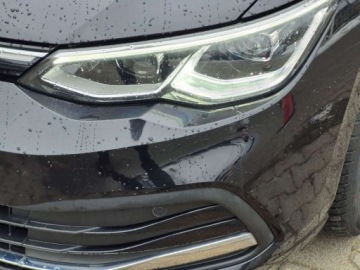 Volkswagen Golf VIII Variant 2.0 TDI 150KM 2021 Volkswagen Golf Variant Martwe poleVirtualFaktura23 Masaz fotela kierowcy, zdjęcie 8