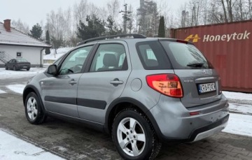 Suzuki SX4 I Hatchback Facelifting 2.0 DDiS 135KM 2011 Suzuki SX4 Suzuki SX4 2.0 DDiS Premium 4WD 2.0 Diesel 135KM, zdjęcie 10